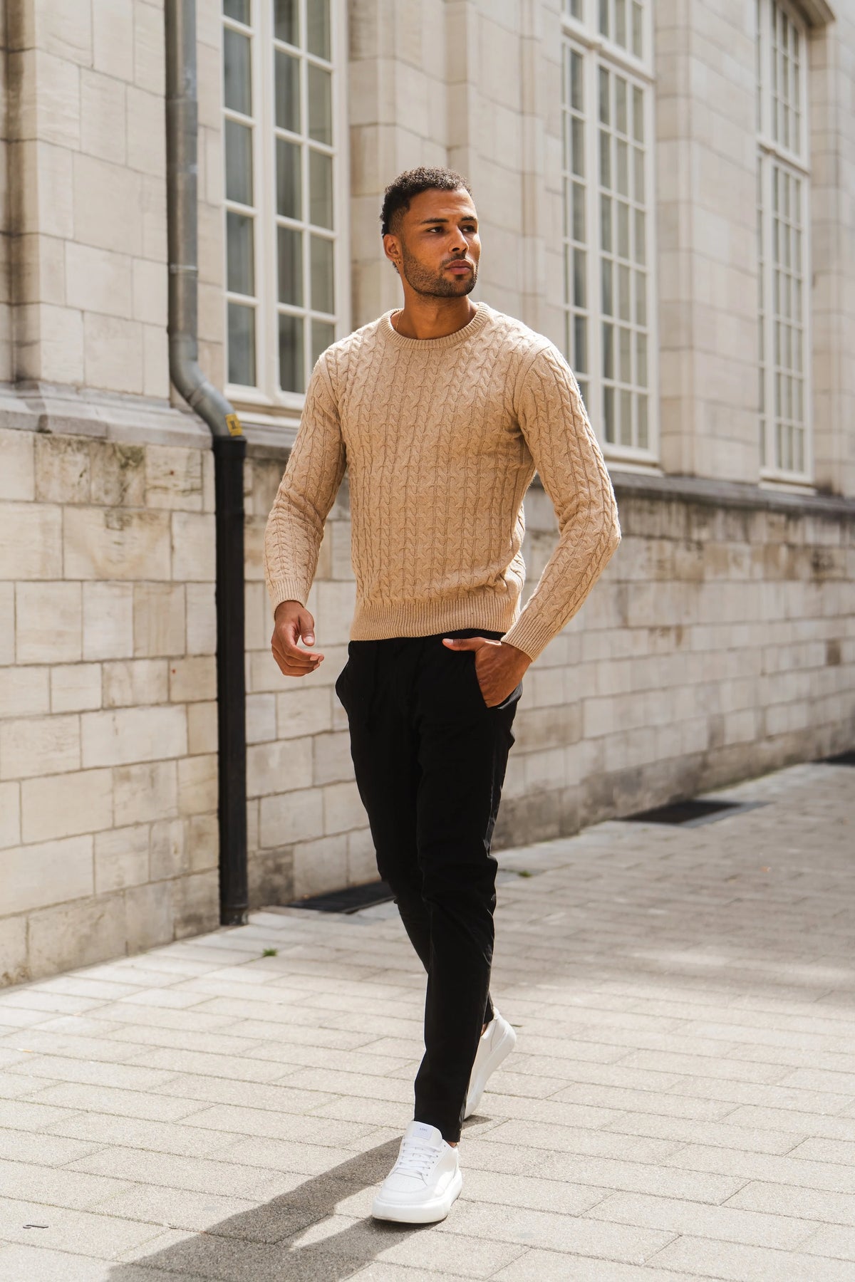 Loom Cable Pullover Beige