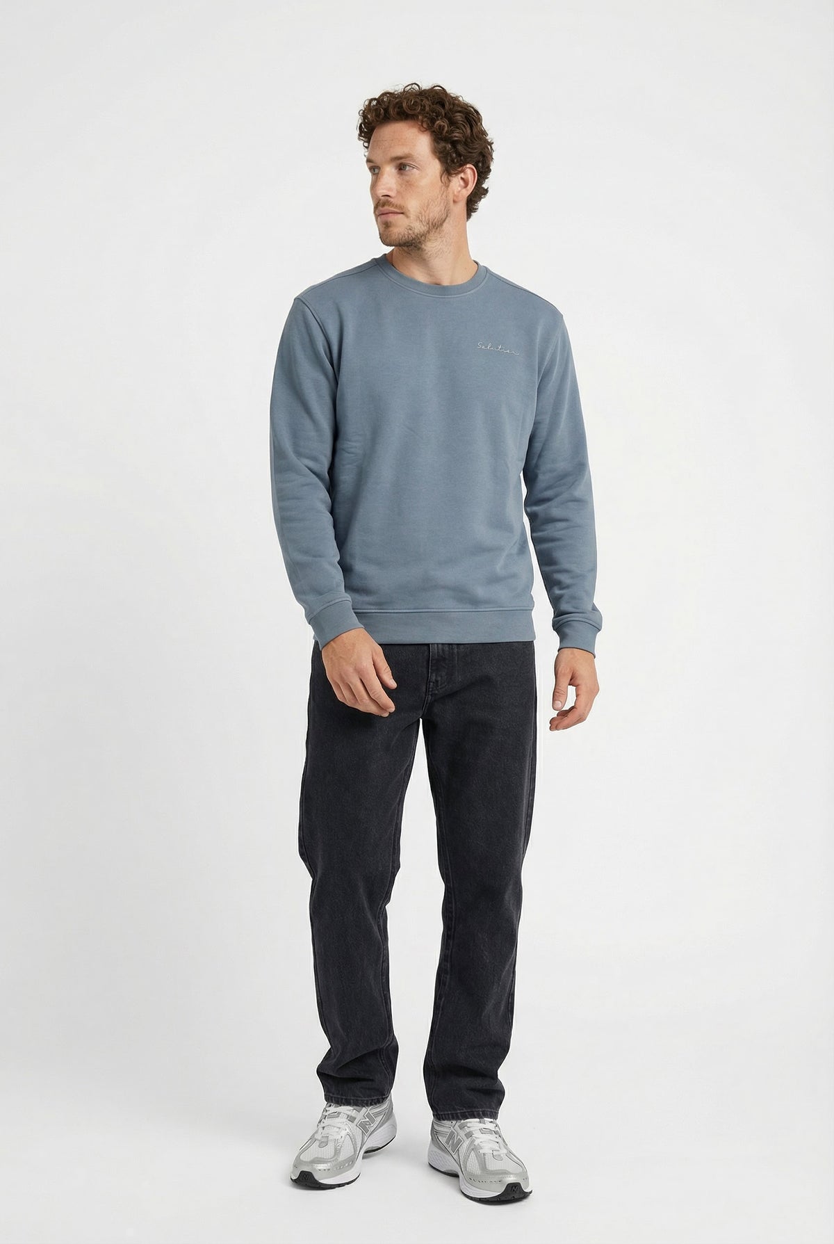 Essential Crewneck Sweater Raf Blue