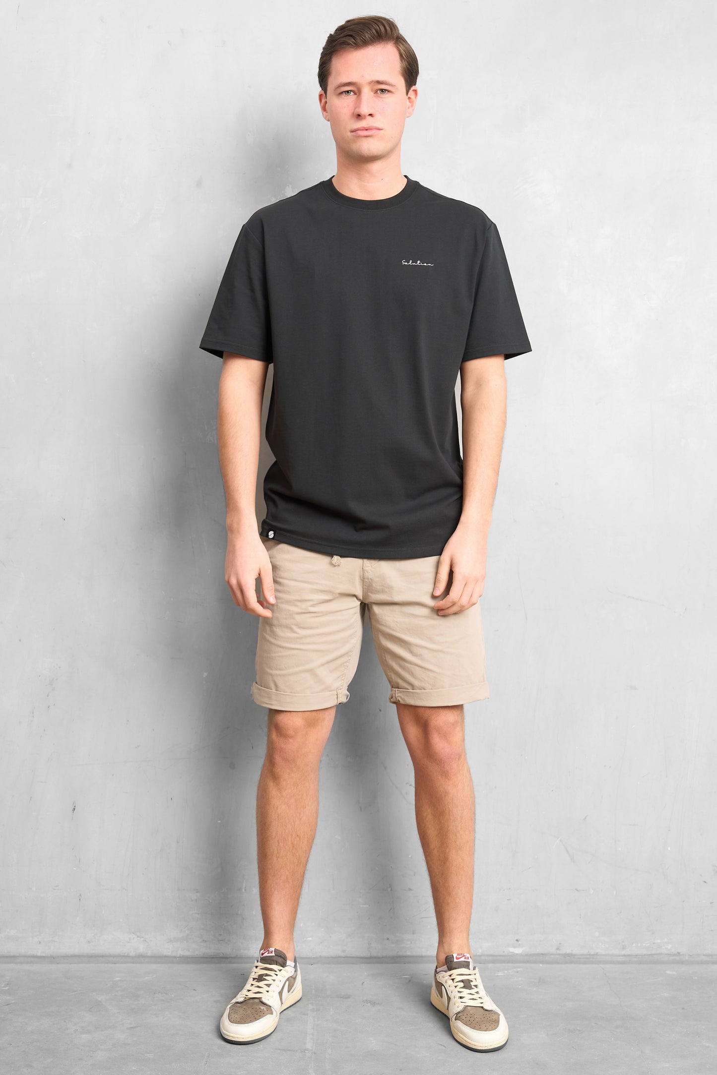 Essential Tee Black