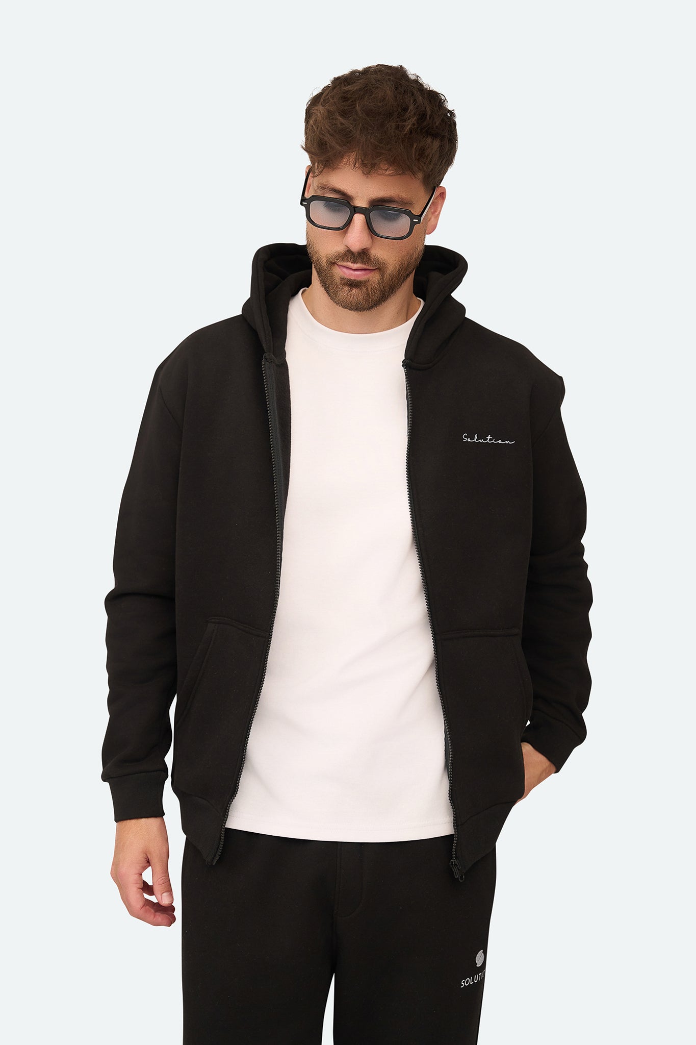Essential Zipper Hoodie Black